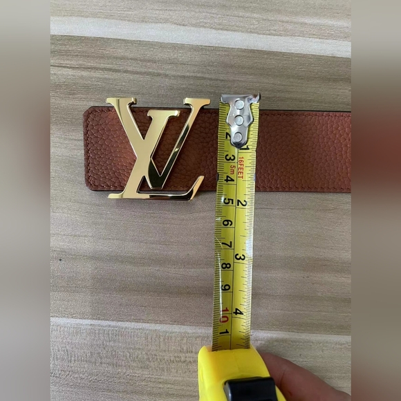 LV Initiales 40mm Reversible Belt - Picture 5 of 13